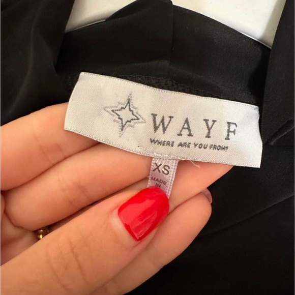 Black body suit with cut out - Picture 2 of 3